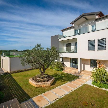 Apartments La Mer พูลา ภายนอก รูปภาพ