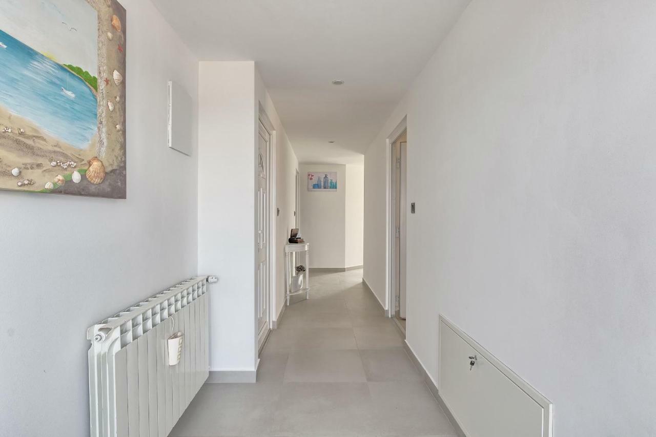 Apartments La Mer พูลา ภายนอก รูปภาพ