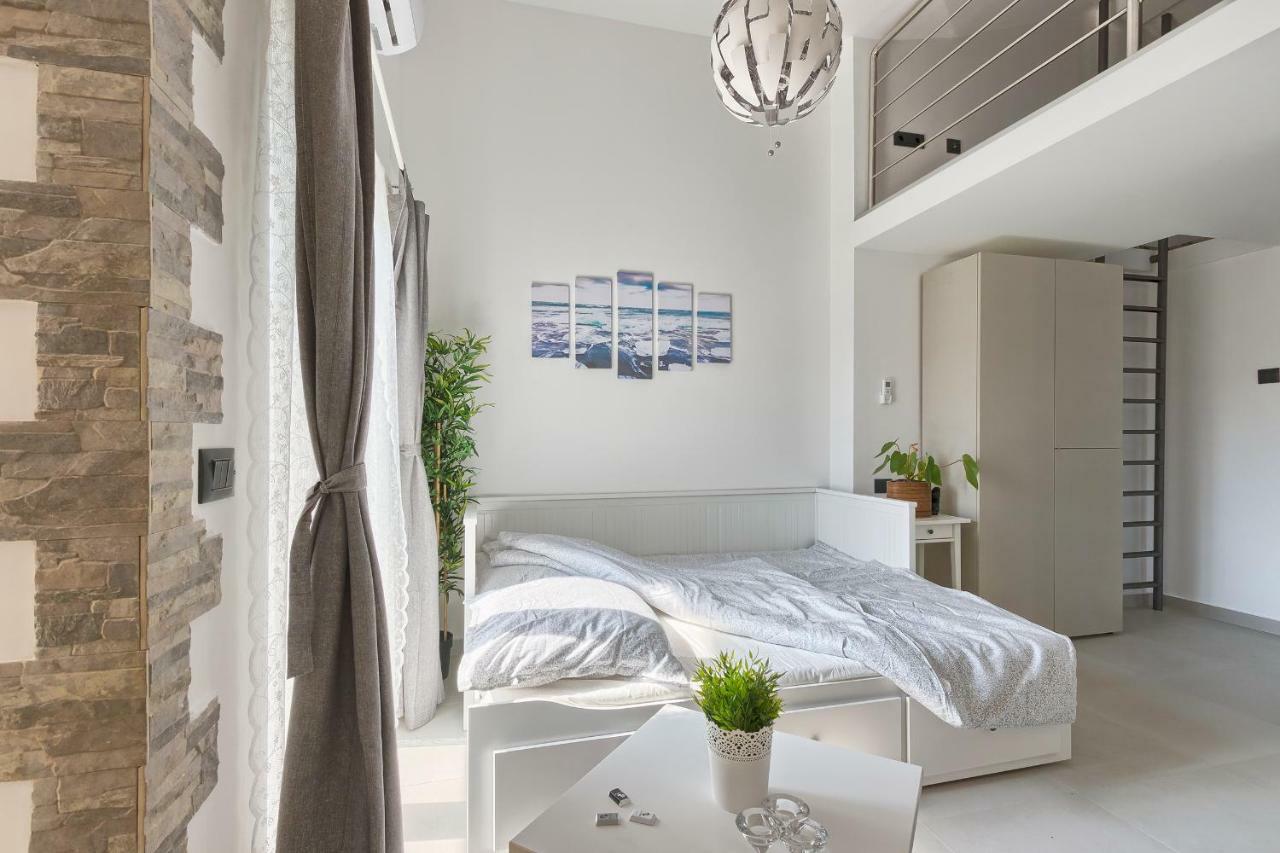 Apartments La Mer พูลา ภายนอก รูปภาพ
