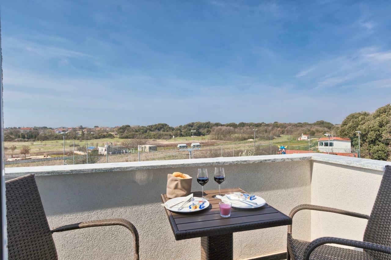 Apartments La Mer พูลา ภายนอก รูปภาพ