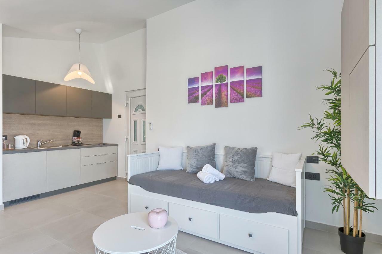 Apartments La Mer พูลา ภายนอก รูปภาพ
