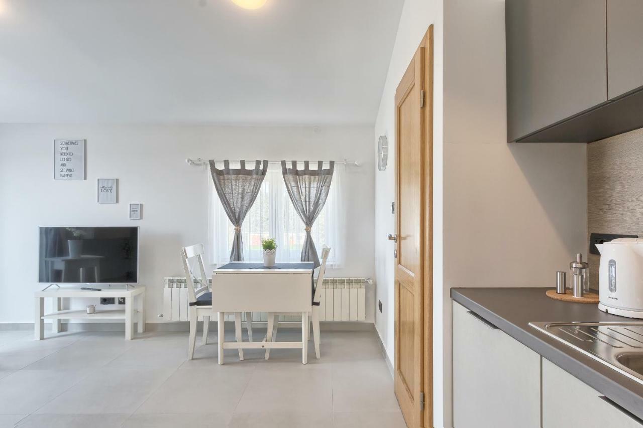 Apartments La Mer พูลา ภายนอก รูปภาพ